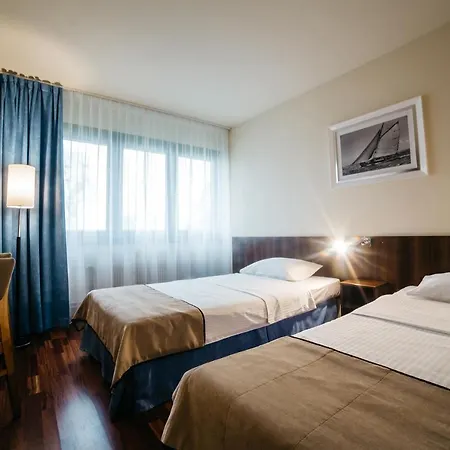 Hotel Omega 3*